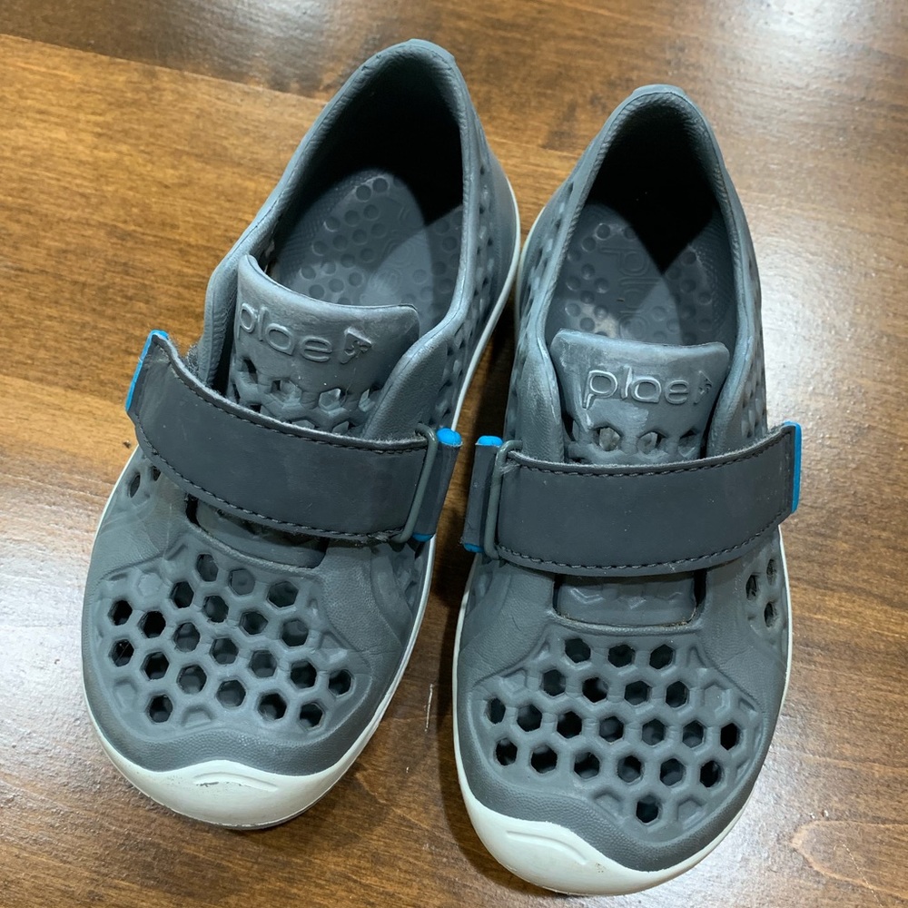 Plae Mimo shoes